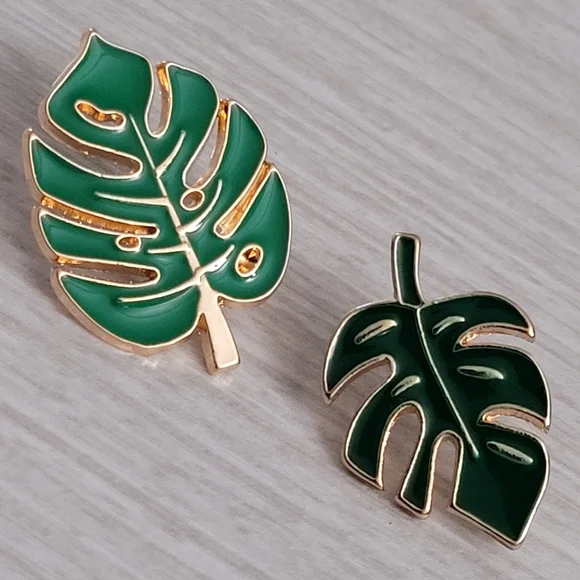 Green Leaves Enamel Pins - Picture 2 of 12